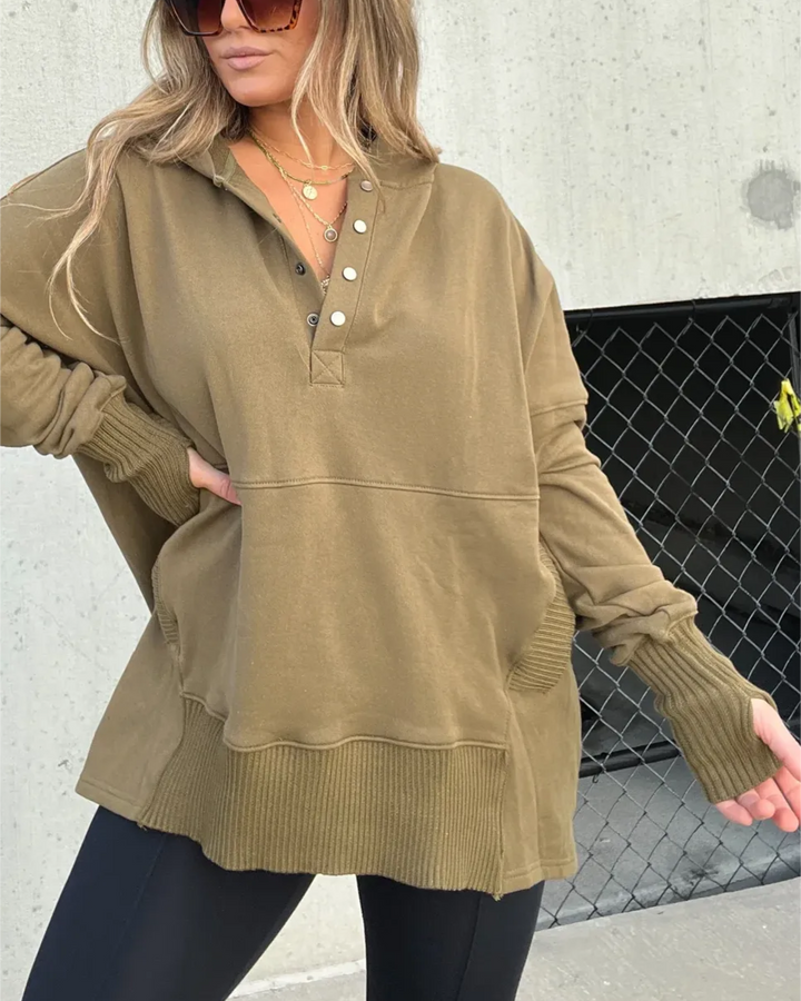 MAGGIE - SWETER Z KAPTUREM W STYLU LUXURY