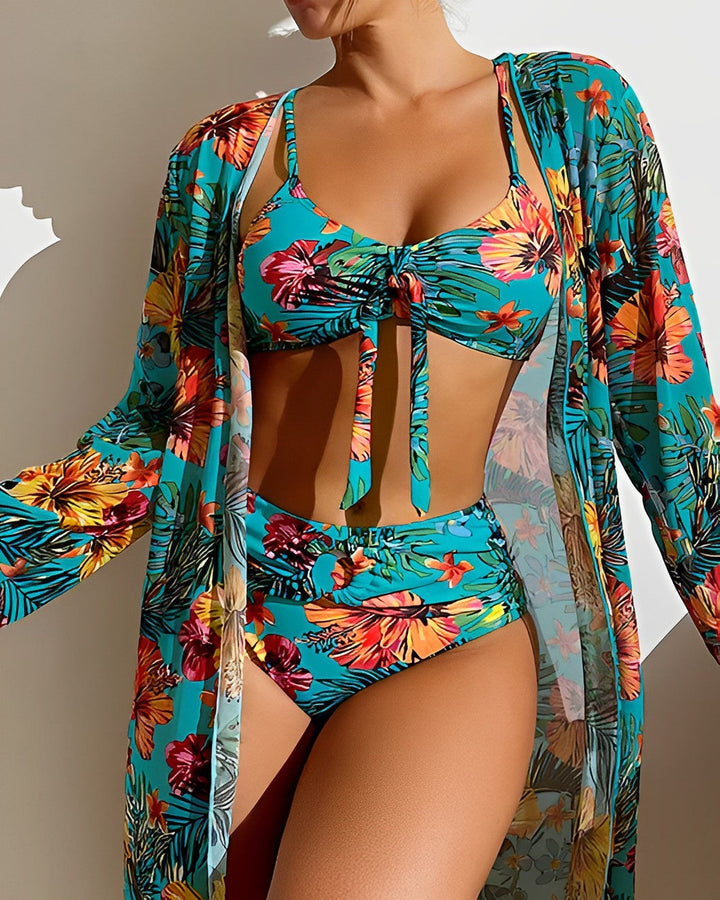 Isla - Zestaw bikini z tropikalnym nadrukiem z narzutką