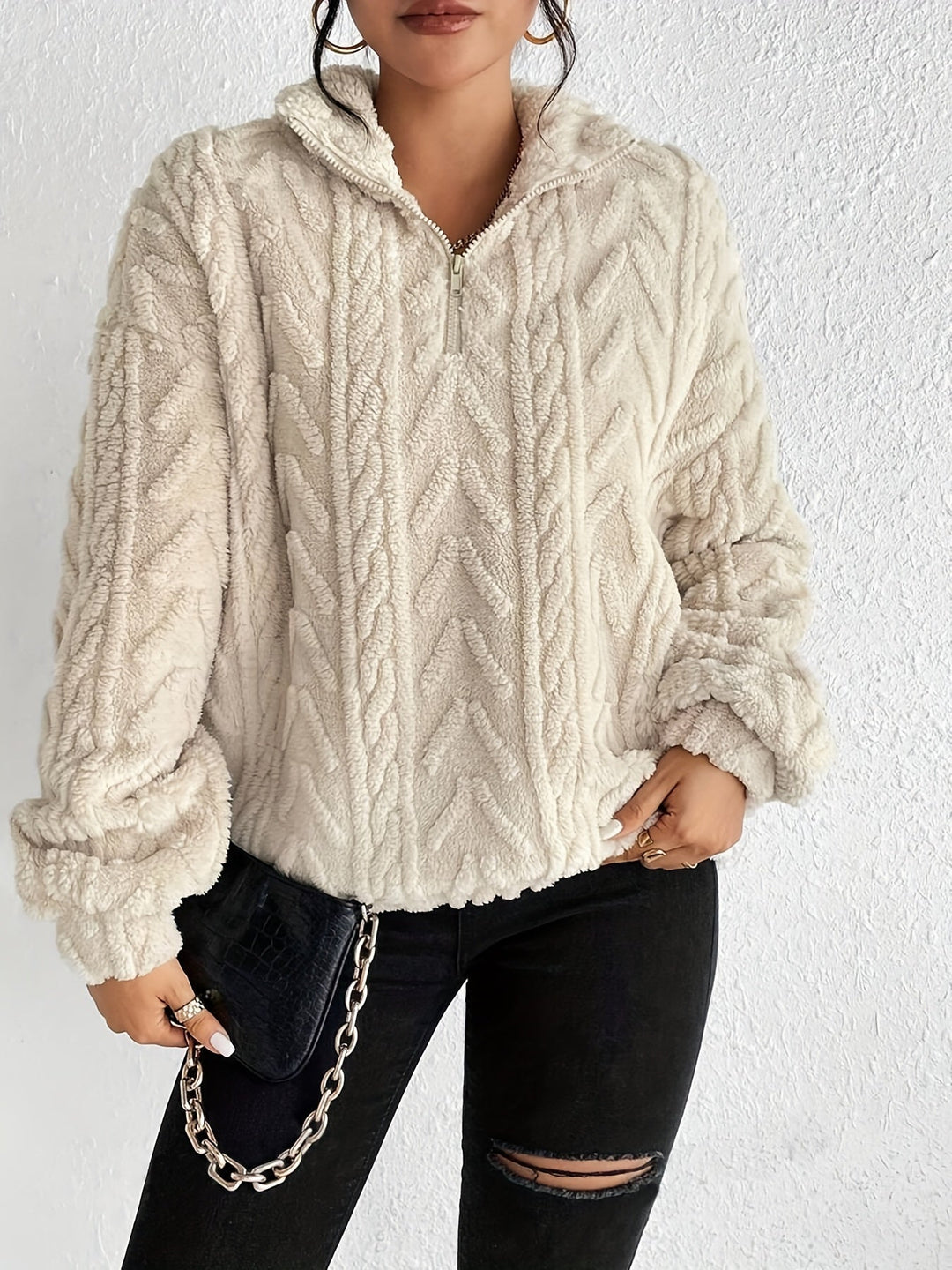 Aila - Puchaty Sweter z Zippem