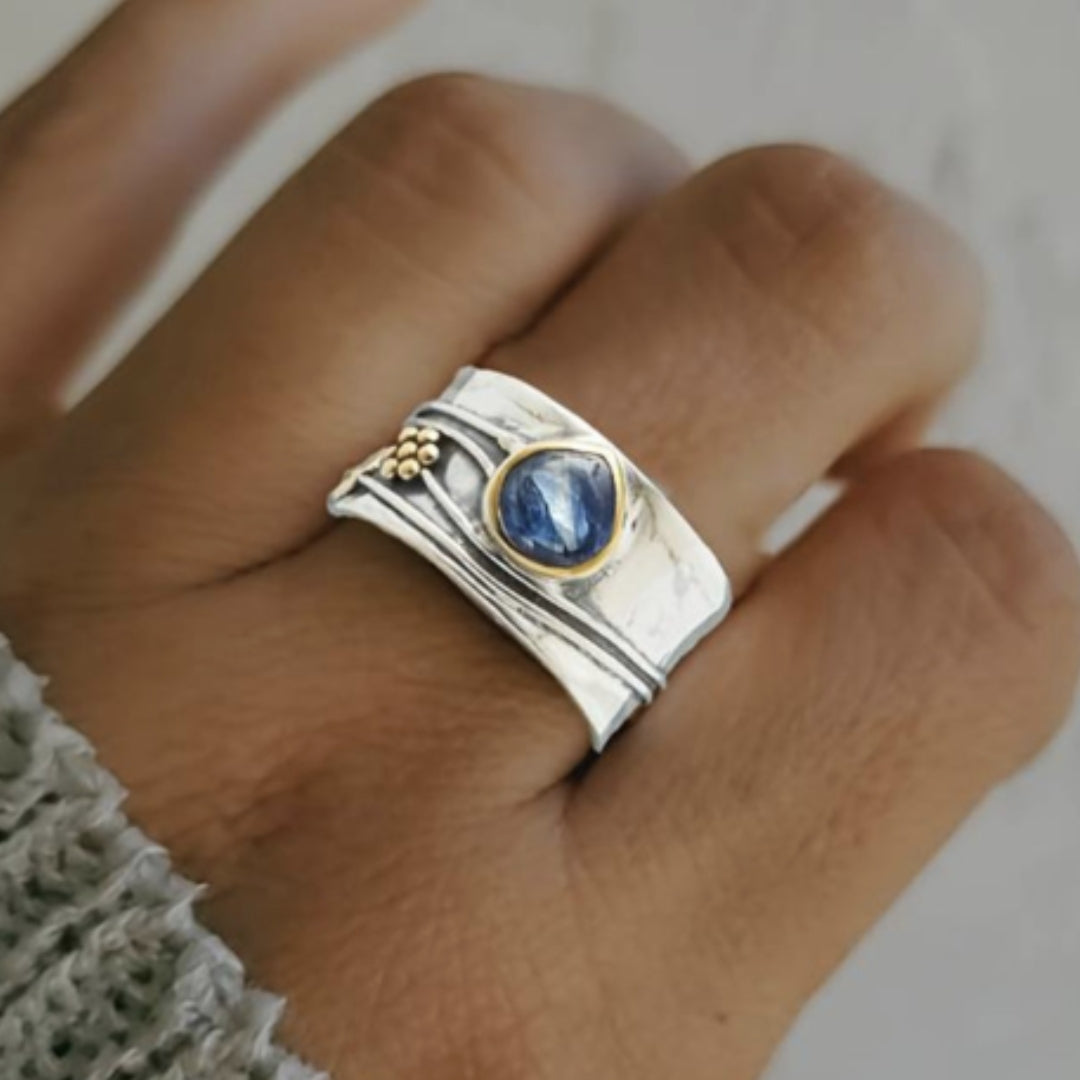 Bohemian Edelstein-Meditationsring