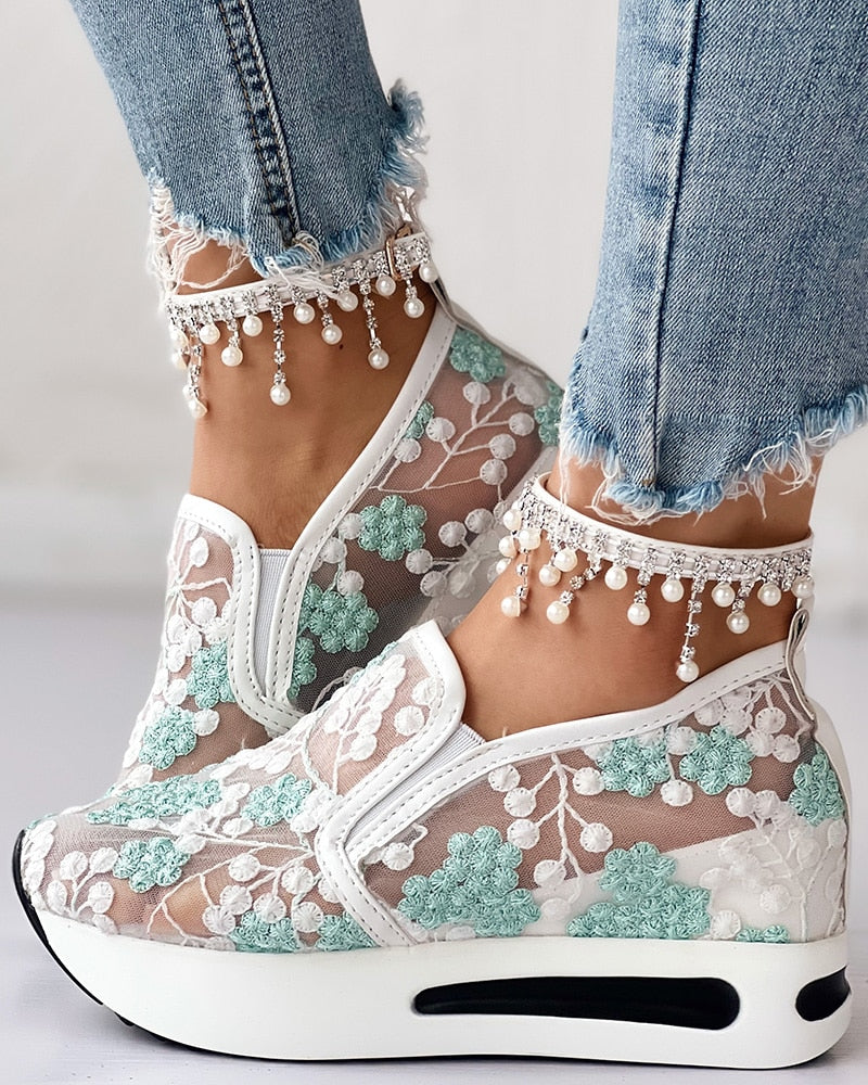 Florabelle - Delikatne Sneakersy z Koronką