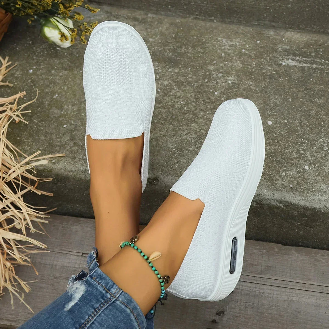 Trevia – Sneakersy Komfortowe o Smukłym Designie