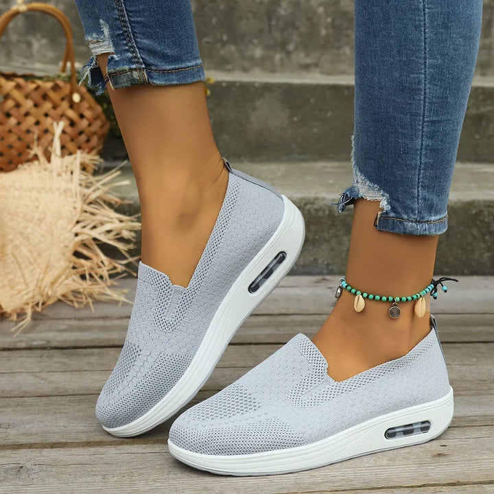 Trevia – Sneakersy Komfortowe o Smukłym Designie