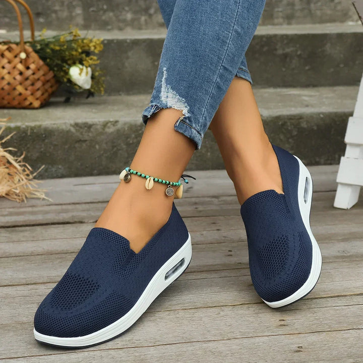 Trevia – Sneakersy Komfortowe o Smukłym Designie