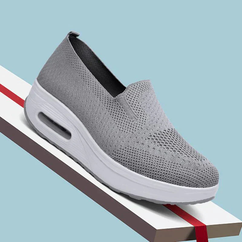 Trevia – Sneakersy Komfortowe o Smukłym Designie